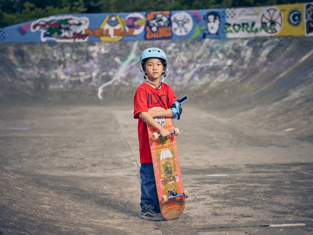 Crew Network tweet media