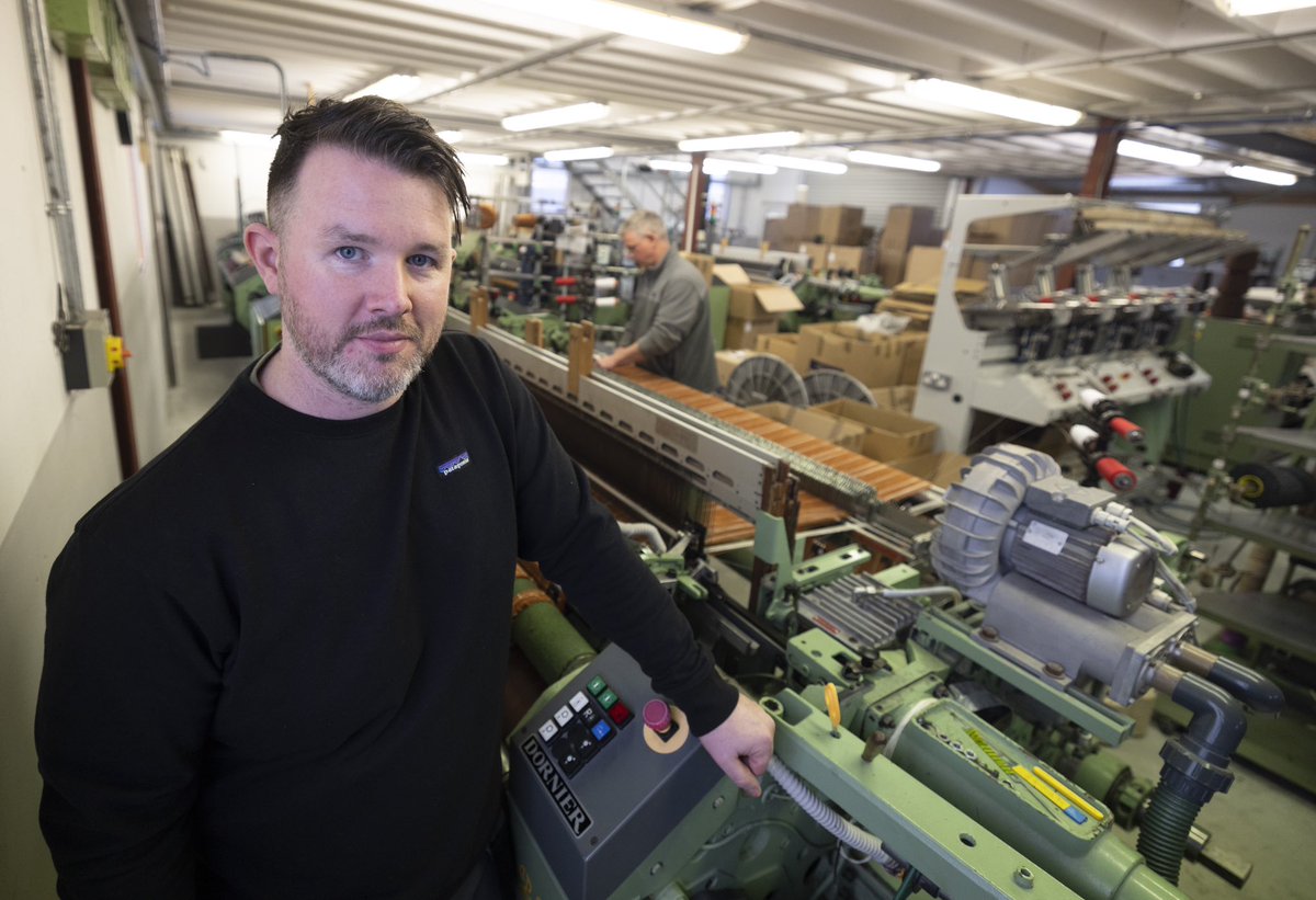 Today is #InternationalTweedDay. Check out this article with Kieran Molloy of <a href="/MolloyandSons/">Molloy & Sons</a> in Ardara who is among a number of Donegal businesses working to secure PGI status for #DonegalTweed.

donegaldaily.com/2023/04/03/int…

#creativecoast #makingithappen