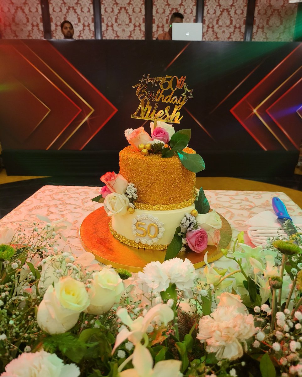 DeepaAthlete's tweet photo. Dear @NileshMKulkarni  a very Happy 50th Birthday! Thank you for inviting me to your milestone celebration &amp; for such an amazing gathering. It was great fun to ring in your birthday with your family &amp; loved ones! Welcome to the other side of 50, it's onwards &amp; upwards from here! https://t.co/h8AwJQOx1r