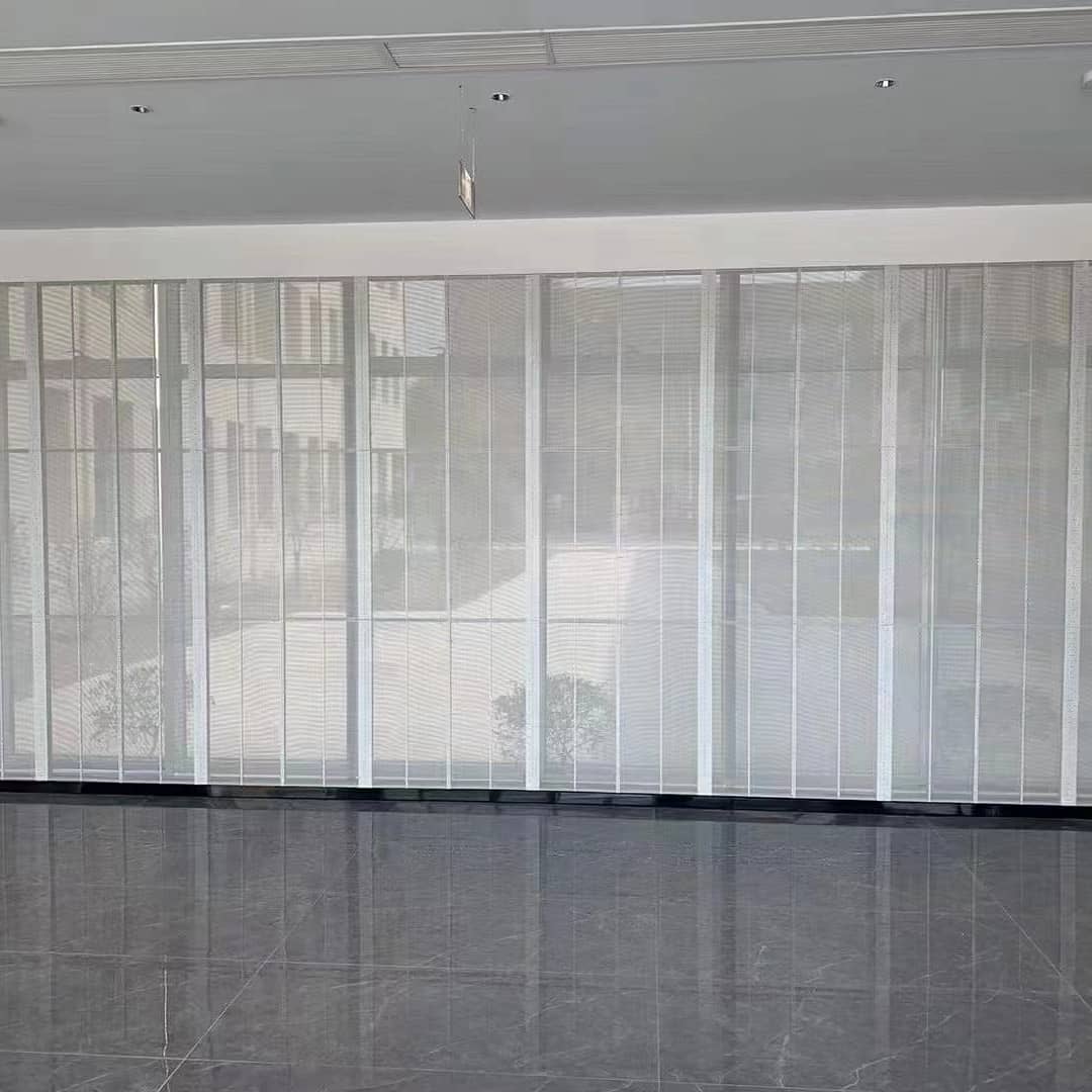 KinlonLed's tweet image. Transparent LED screen with silver aluminum profile cabinet.
#ledtransparencescreen 
#transparentleddisplay 
#leddisplay 
#leddigitalsignage 
#ledwalls 
#ledscreen