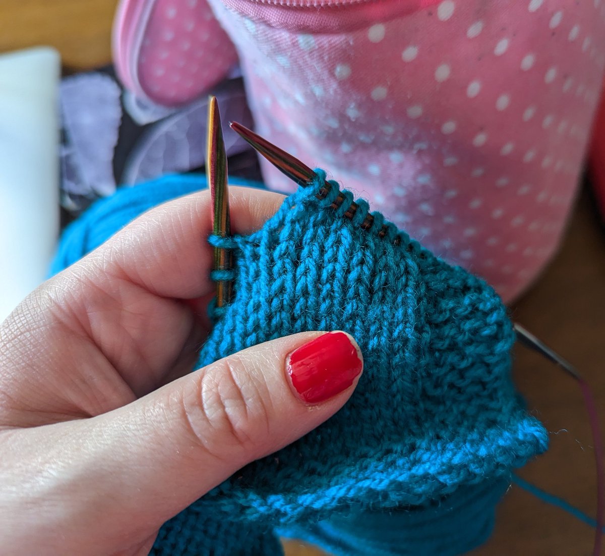 GreatrixMrs's tweet photo. Self care Monday. Knitting bonding squares for early / poorly newborns. With my chipped nails. ☺️🧶 https://t.co/VNa2nCtPfT