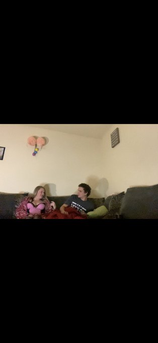 New video https://t.co/MptzTihYMR https://t.co/MuKvFA6FJh