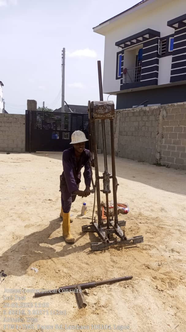 Jonjoe_Geotech's tweet image. Start the new week with positivity.
Leave no room for negative thoughts and idleness.

Image feeds of ongoing soil testing at Badore Ajah.

#newweek
#geotechnicalengineering 
#geotechnicalconsulting 
#customerservice 
#JonjoeGeotech 
#jonjoegeotechnical