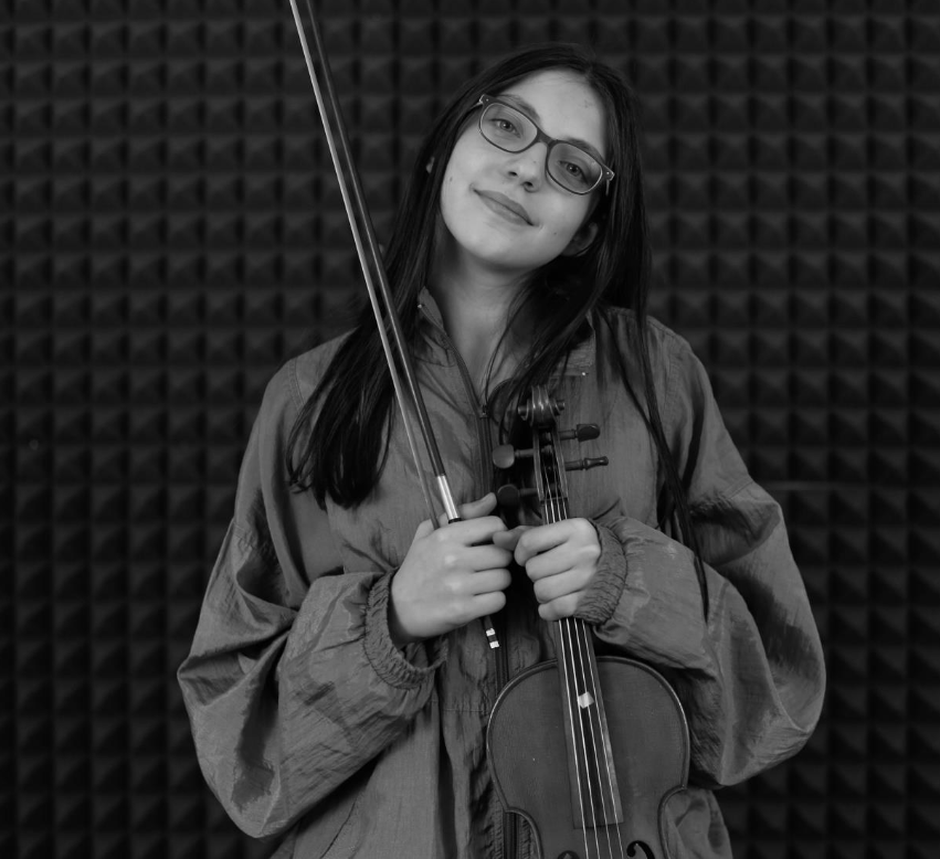 dalanotasocial's tweet photo. ¿Quieres trabajar con #DaLaNota? Buscamos profesor/a de violín
👉15,5h semanales
👉654,55€/mes brutos
👉Inicio 24 de abril
👉Serás parte de un proyecto de transformación social con infancia muy inspirador
CV a contacto@dalanota.com o en https://t.co/AWd7pS8dE2 #empleo #Madrid https://t.co/k9R7ALgCjd