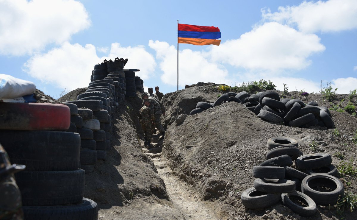 robananyan's tweet photo. 1/7 #Armenia has no territorial claims against #Azerbaijan. It is the thesis invented by Aliyev in order to occupy the territories of 🇦🇲 with impunity. 

Armenia did not recognize the independence of #NagornoKarabakh, but recognized the territorial integrity of 🇦🇿 in Prague. https://t.co/wc2ztHSgl6