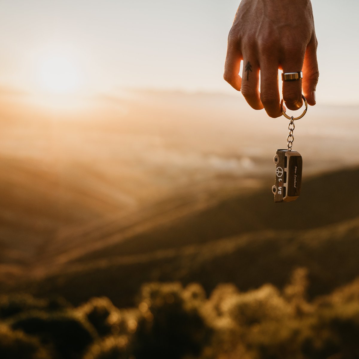 E se nell'uovo di Pasqua ci fosse un camper... in miniatura?! 📷

Auguri dal Salone del Camper!