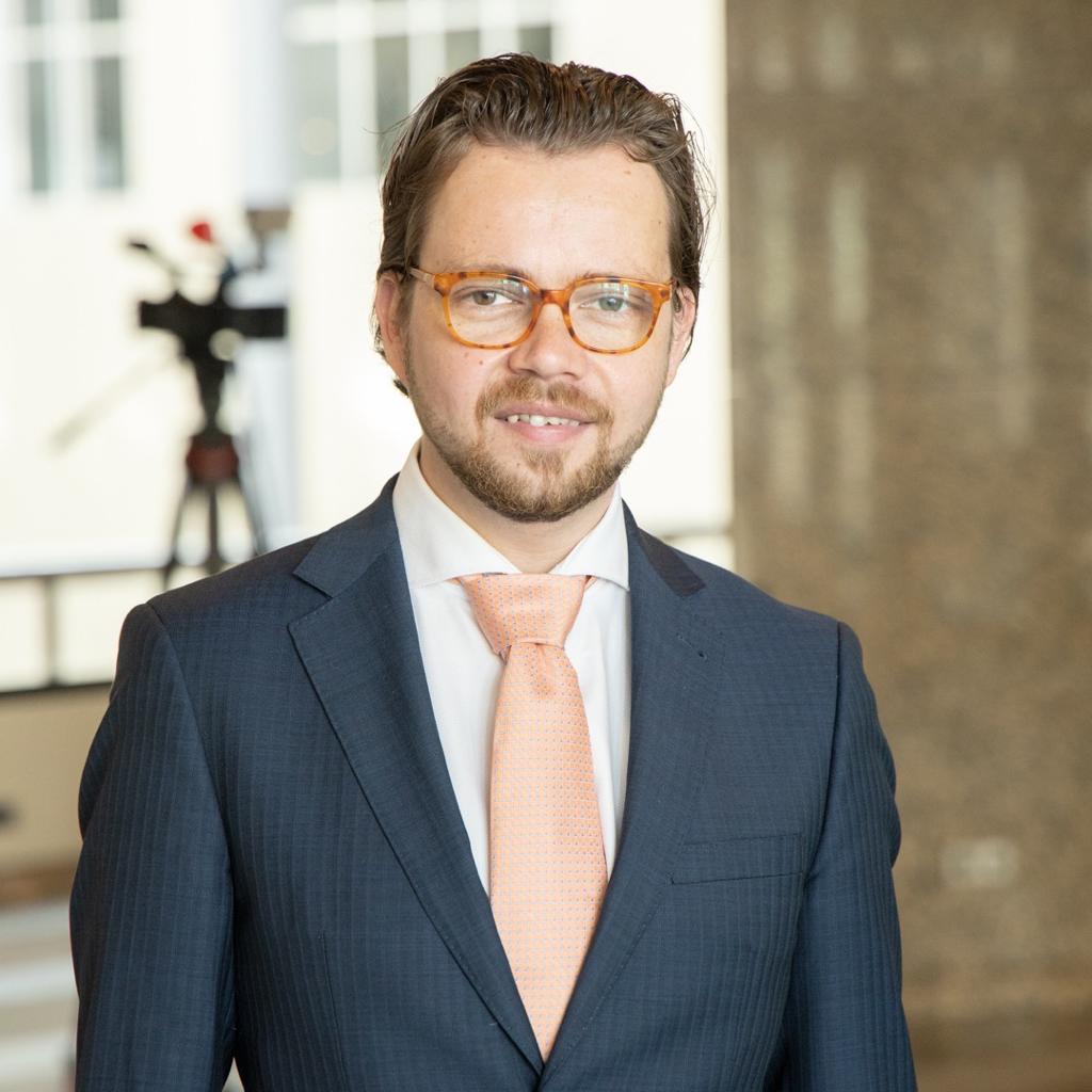 Vanavond ontvang ik <a href="/Daandekort92/">Daan de Kort</a> op bezoek bij #040indeavond op <a href="/Studio040Radio/">Studio040Radio</a>. Zoals altijd weer even bijpraten over politiek, <a href="/PSV/">PSV</a> en het leven op de eerste van de maand. En dat afgewisseld met de beste muziek. Vanaf 19.00 uur!