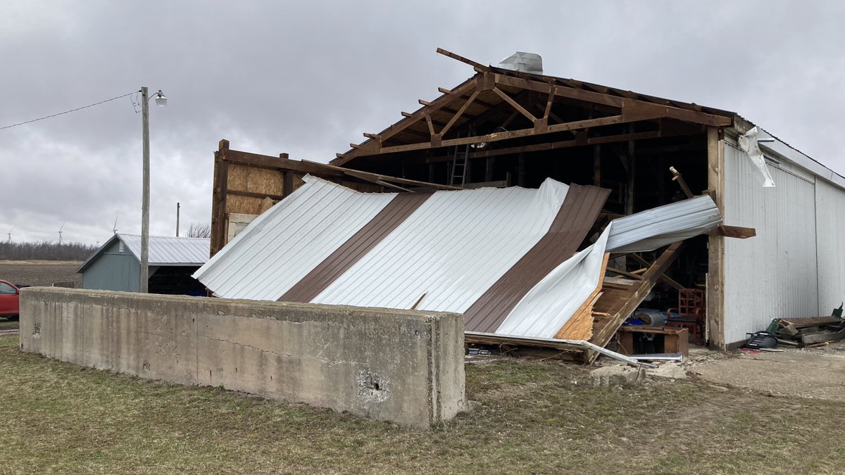 joesampaul's tweet image. Cleanup underway in Greater Lafayette after Friday's storms.
Just now sifting through pictures of storm damage in my inbox.
