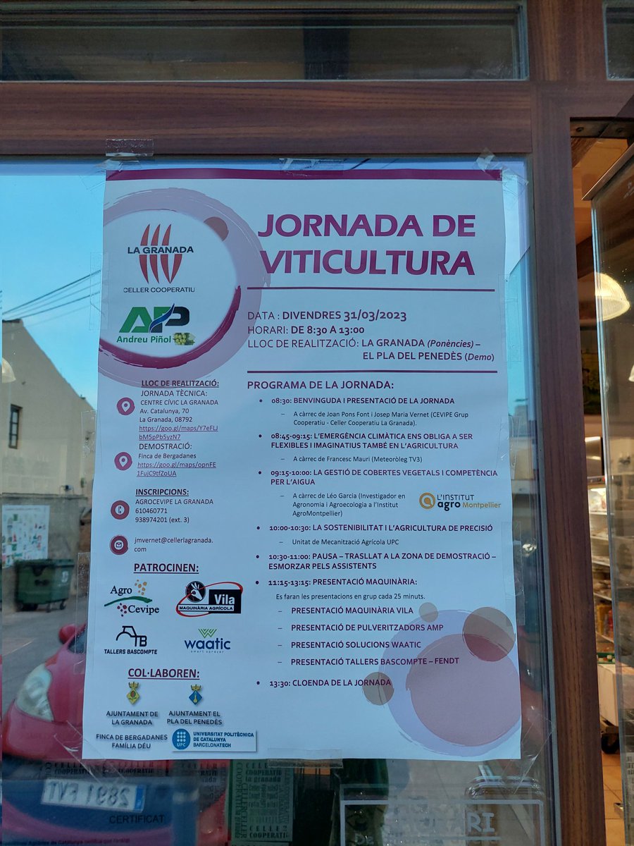 Leovjgarcia's tweet photo. Vendredi j'étais invité à Vilafranca del Penedes par la coop. La Granada, pour présenter nos recherches sur les couverts aux viticulteurs catalans 🌿☘️🌱🍇 
Conférences et démo de matériel pour le semis &amp; la destruction des couverts, c'était top!
@InstitutAgroMtp https://t.co/c70KGGEFwv