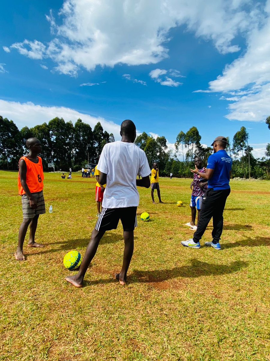score_beyond's tweet photo. Sebei College Session 2.
We discussed confident communication as a life skill in thriving on and off the pitch. The students did different activities to differentiate ways of communicating.
@UsherKomugisha https://t.co/adFc5dFv1r
