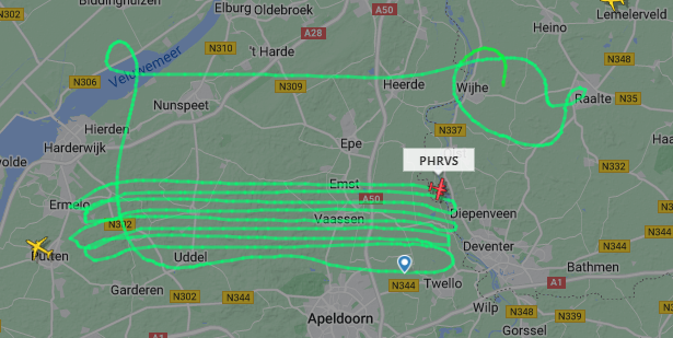 At_Geo's tweet image. Goedemorgen op deze stralende dag 🌞. 
Er worden (dus) weer luchtfoto's gevlogen (deel 2) !  

flightradar24.com/PHRVS/2fc104ed

flightradar24.com/PHKAT/2fc0f277

flightradar24.com/DFBSF/2fc0ed97

flightradar24.com/SFS80/2fc0fbe4

#luchtfotos #aerialphotos @At_Geo 🛩️