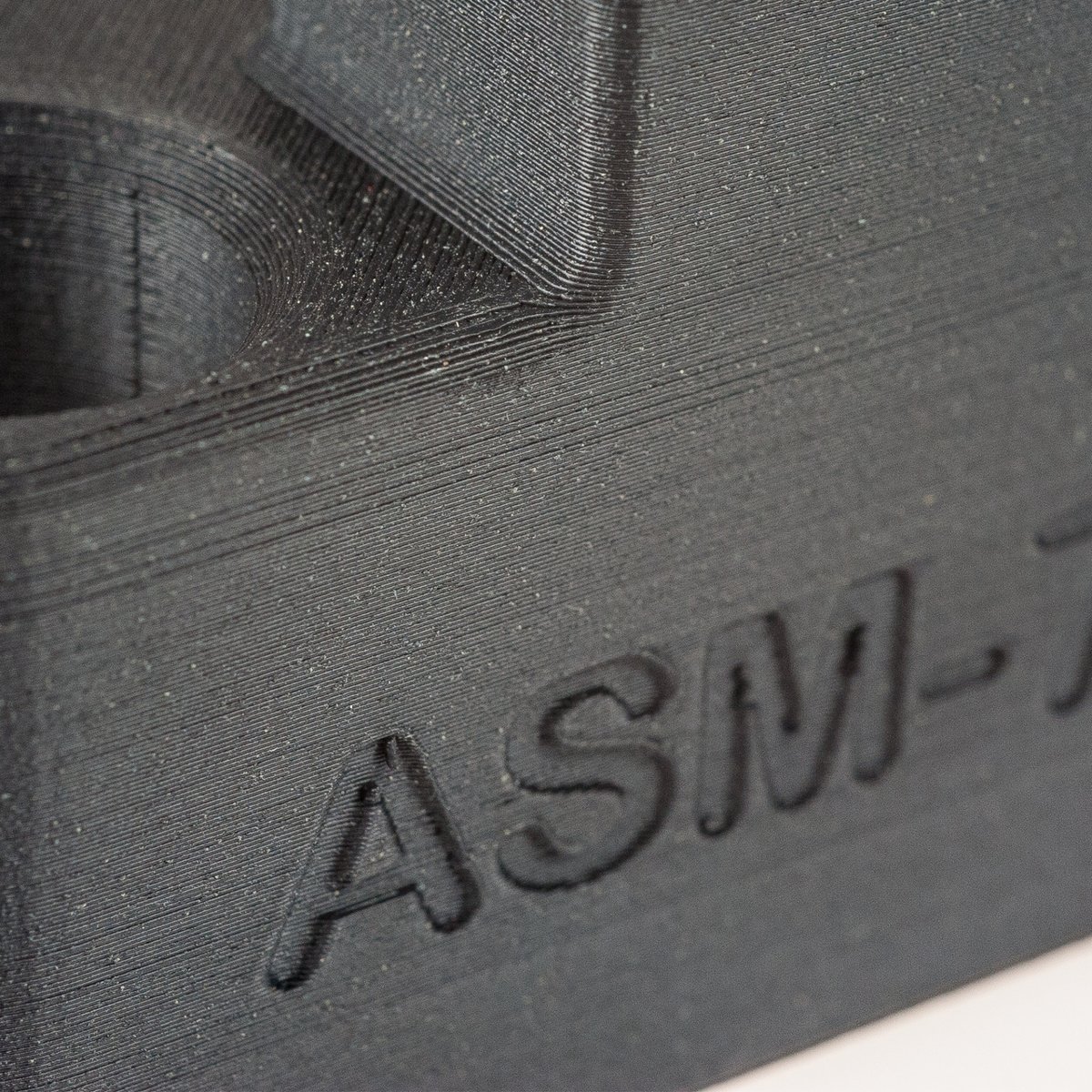 Spectrum ASA Kevlar is a technical composite material perfect for outdoor applications.
Why should you choose Spectrum ASA Kevlar for your prints?
▶️ Aramid fibres reinforced
▶️ Vicat softening point - 94°C
▶️ Extreme impact resistance
▶️ High chemical resistance
▶️ UV resistance