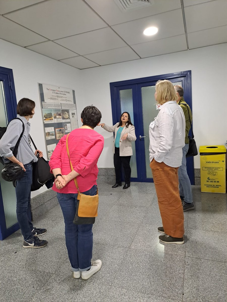 ArianeDB's tweet image. Ended the @atmo_access meeting by testing #educational #trainingservice at the Atmospheric simulation chamber @euphore_ceam @CeamFundacion 
Thanks @Mila_Rodena and @AmaliaMunos for the visit