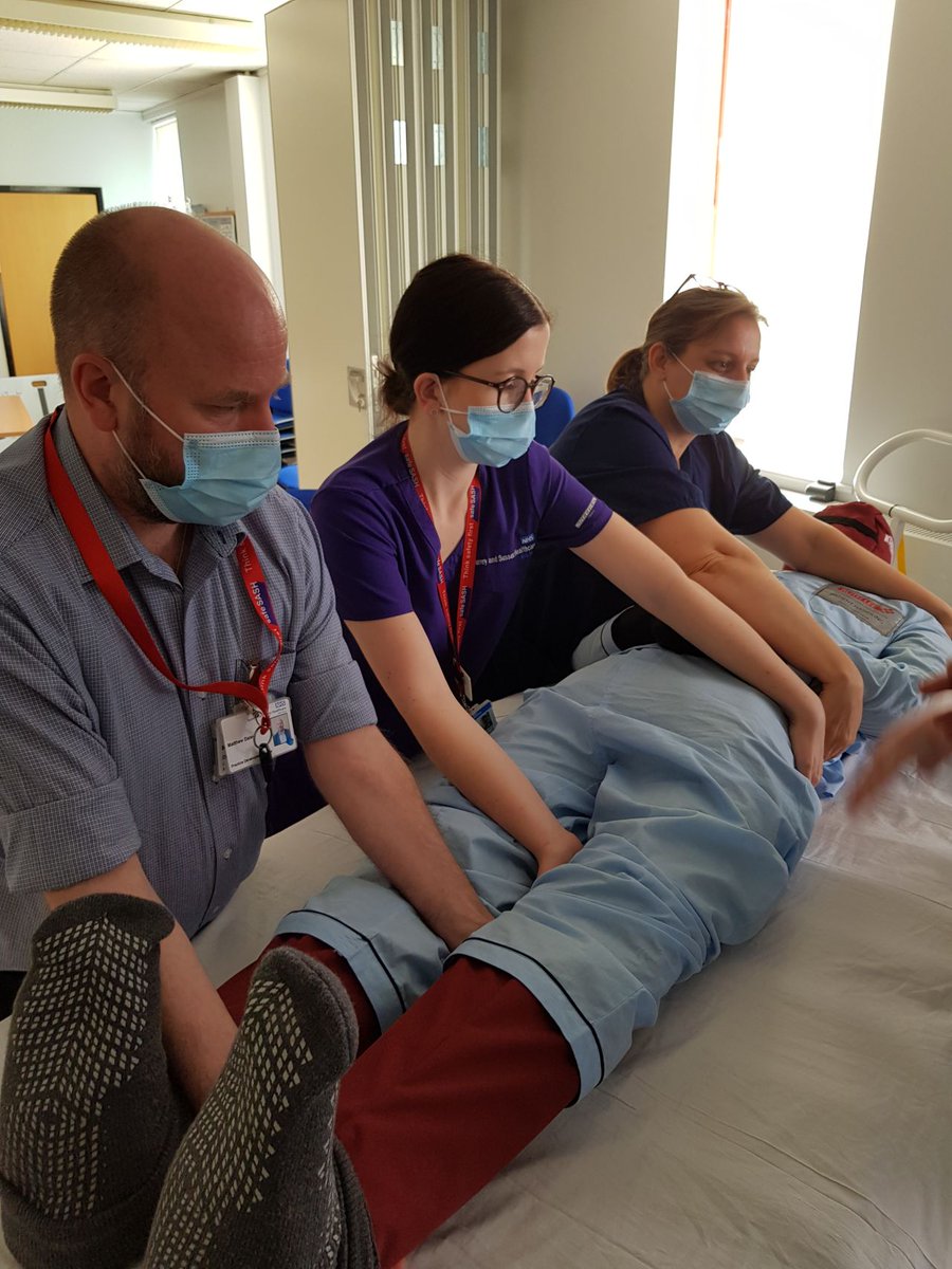 RuthLeeLtd's tweet image. In roleplay situations &quot;patients&quot; often flex muscles and move to help the trainee without even realising. Great to see @sashpdteam using manikins in #movingandhandling training. A Manikin can&apos;t assist, so can accurately represent the weight &amp;amp; position of an immobile patient 👌