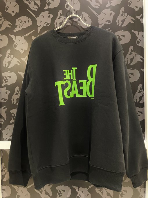 【PICK UP】「THE BEAST BIG Sweat(ブラック×グリーン)」をご紹介✨シンプルながらもブラックの生