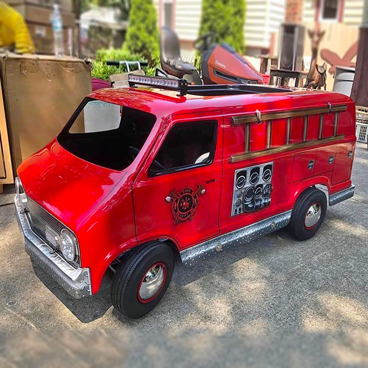 _VanCult_'s tweet photo. Happy Mini-VAN Monday!
..
#tagtheowner #tagtheminiVAN #tagthephotographer
..
#red #miniVANmonday #miniVAN #van #vancartshit #vancart #customvan #gocart #boogievan #vannin #vanporn #vanlife #vanshit #miniVANshit #vancult #getinandgetiton #hashtag https://t.co/4B9gLXSTBG
