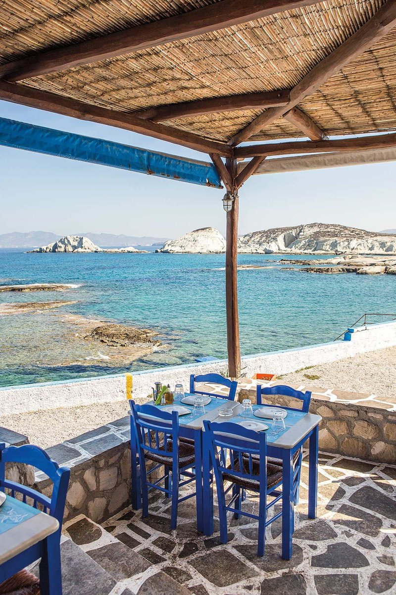 The underrated Greek island with the most beautiful beaches. trib.al/FV7SjdA