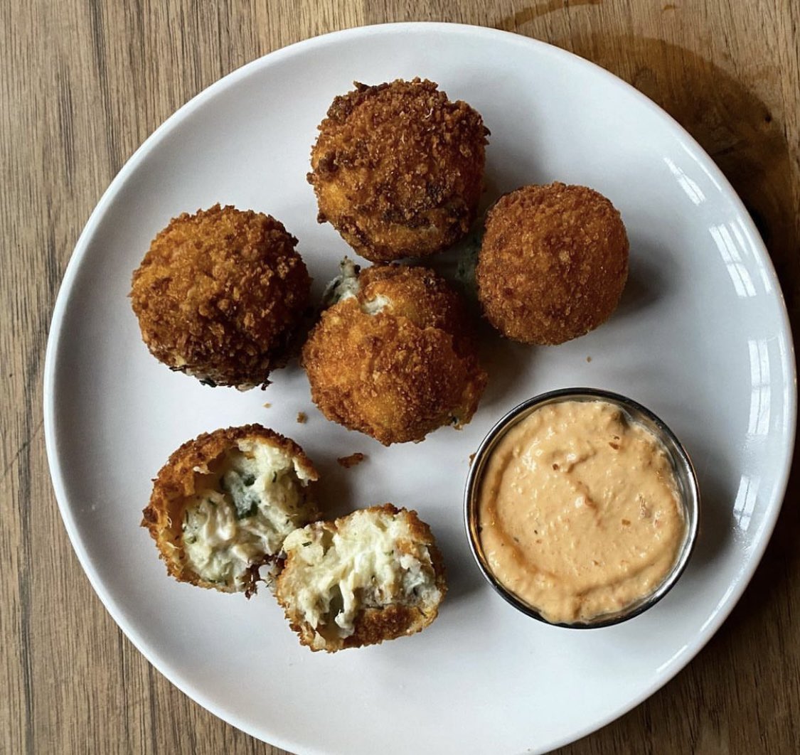 ChiDrinkingSociety tweet media