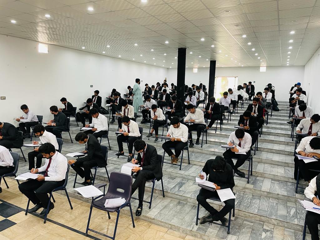 PremierLawColle's tweet photo. Attention all college students! 
Mid-Term exams have officially started! 
It's time to put all that studying and hard work to the exams. Stay calm, focused, and believe in yourself. 
Good luck to everyone taking their exams.
#midtermxams
#BePremier 
#bestlawcollege https://t.co/W1TFKU4ZRl