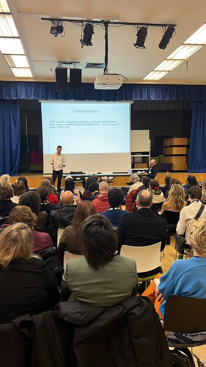 Prof Daniel Silva - and a full Jeffrey Hall for the first of the keynote lectures of #eel9