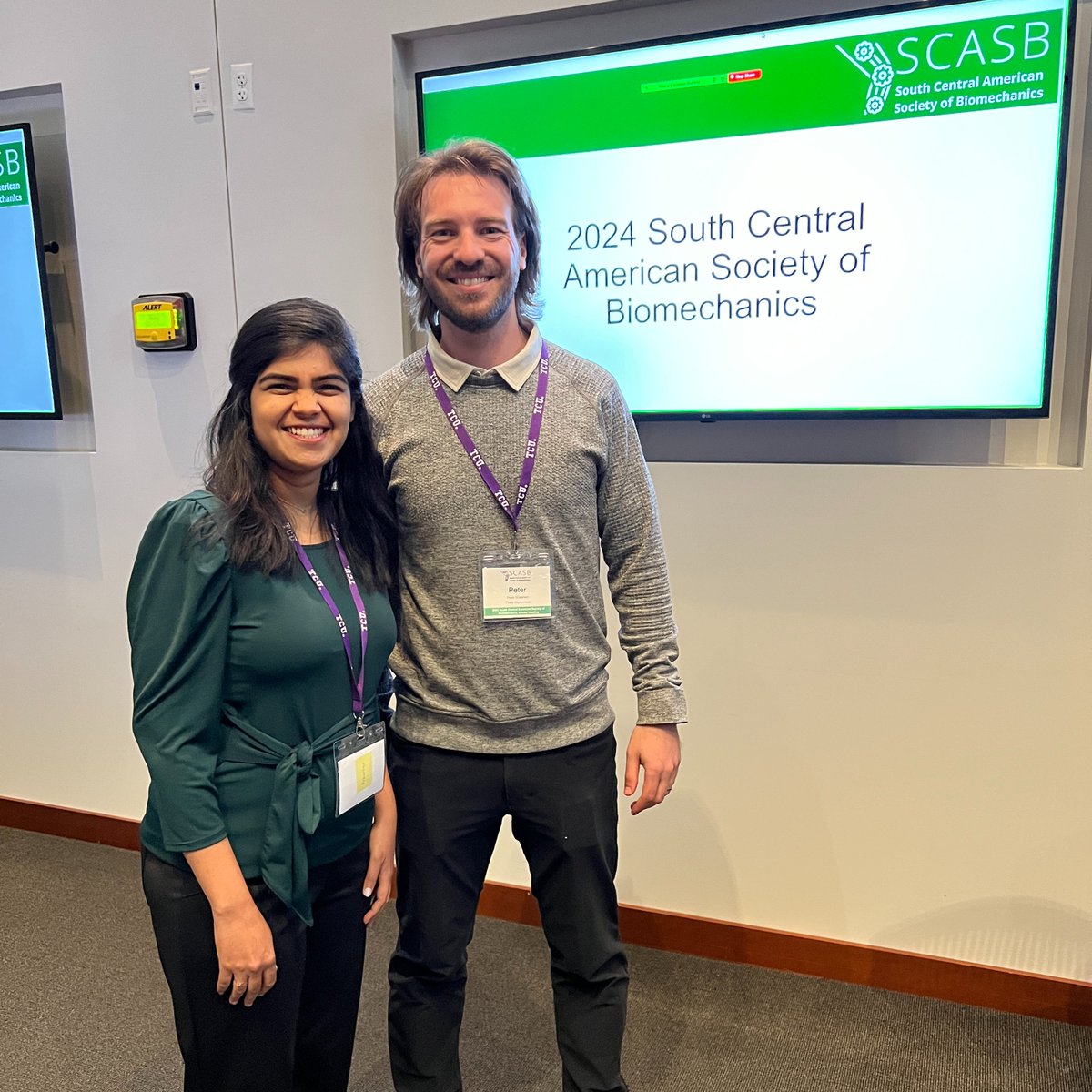 SouthCentralASB's tweet photo. Congratulations to @AshwiniSansare for winning the inaugural Promising Scientist Award sponsored by @theiamarkerless! 🏆
(Yes, we know it says 2024 on the slide. 👀Already planning for next year!) https://t.co/XAT6mMtkXc