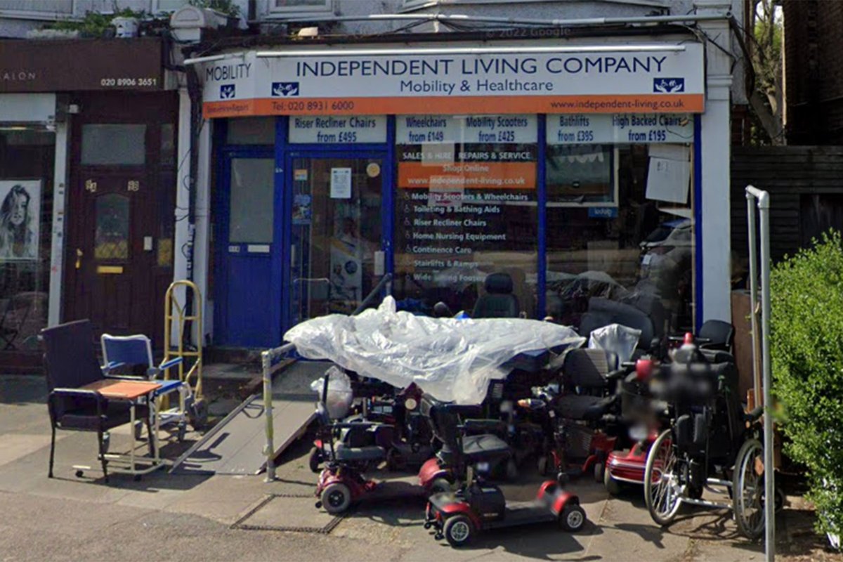 sandpiper_shoes's tweet photo. Looking for Extra Wide Sandpiper Shoes in Mill Hill? Visit , Independent Living Mobility, 11 Hale Lane, London, NW7 3NU
#london #millhill #localbusiness #shoplocal #extrawide #shoes #slippers #boots #sandals #comfortable #soft #comfort
@ilmmobility https://t.co/mS6Bnxhq2e