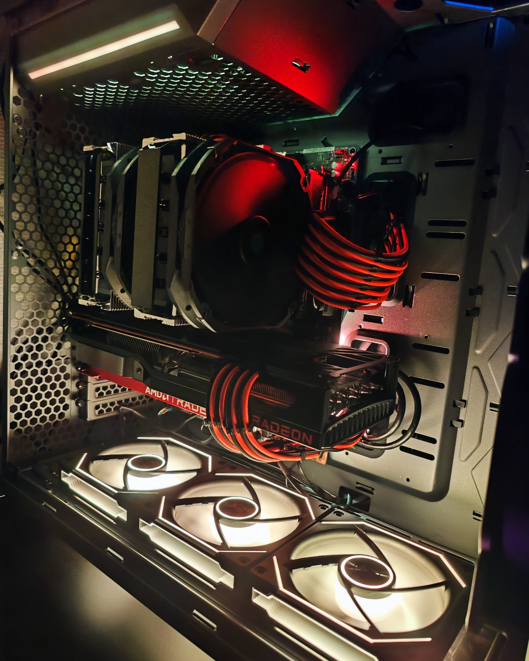 Sapphire Radeon RX 6800 XT Pulse Pictured