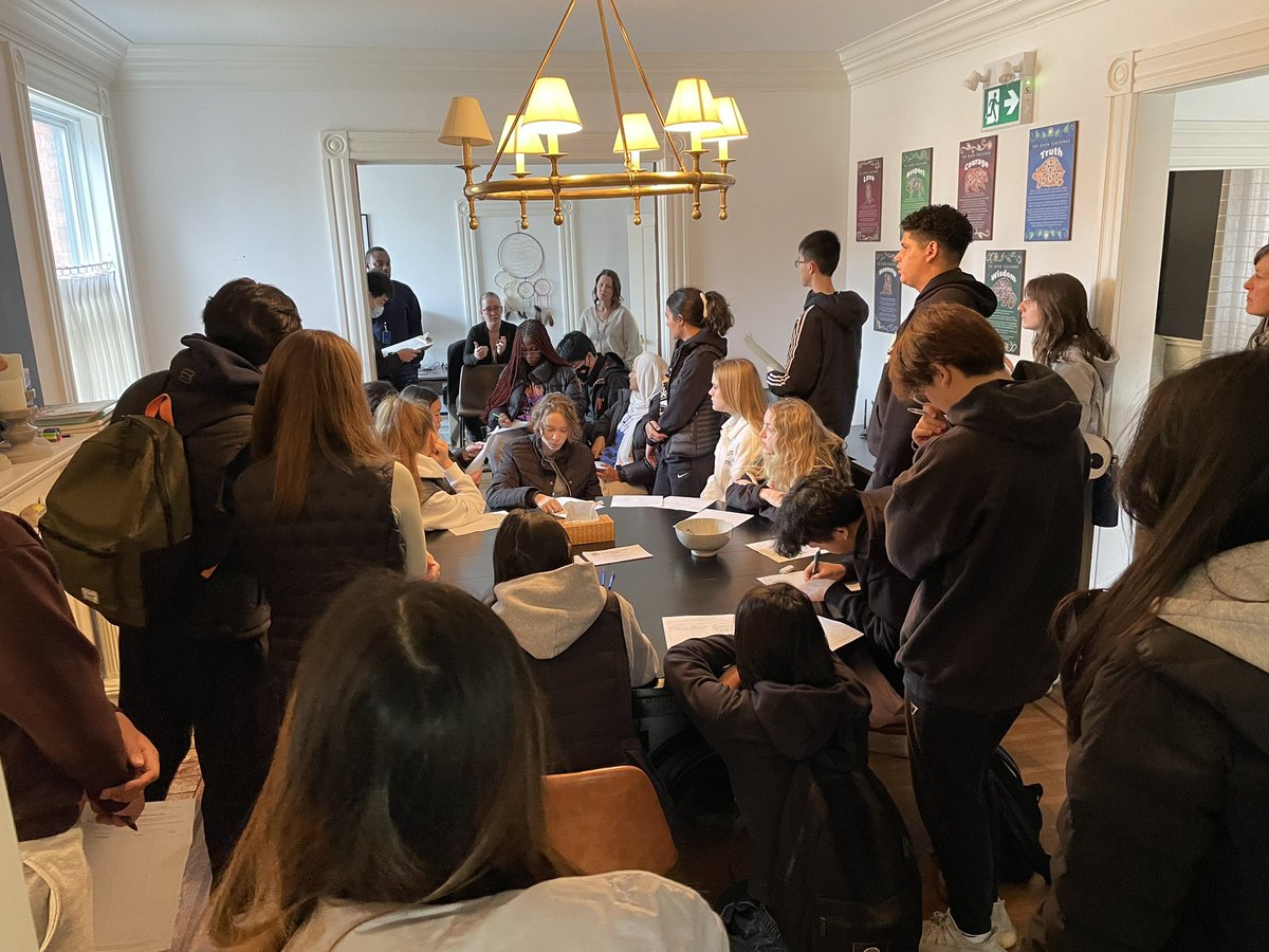 Jess Roud tweet media