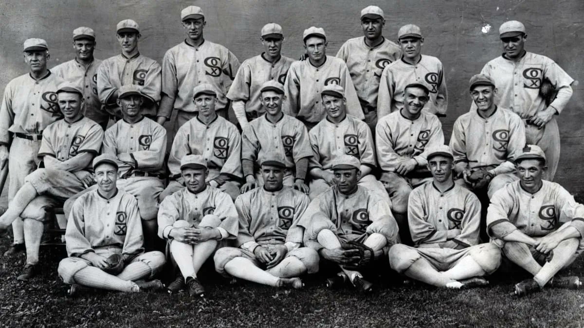 On this date in 1923, two 'Black Sox' sue White Sox (unsuccessfully) for back salary.

#sportscards #cardbreaks #cards4kids #collect #thehobby #cards #letsrip #rookie #mlb #baseballcards #baseball #topps #paninicards #whitesox #blacksox #shoelessjoe