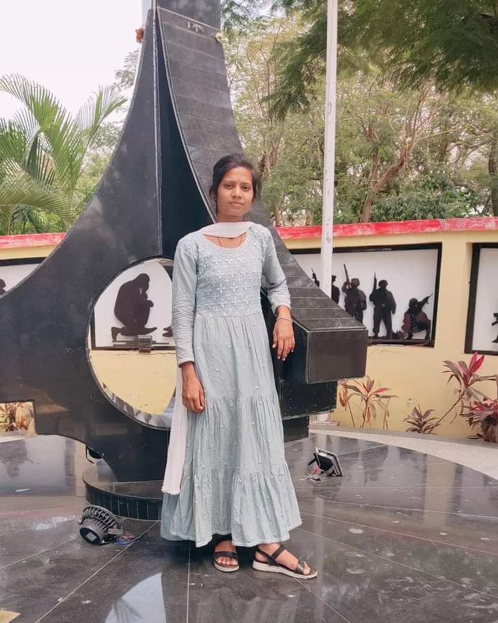 #_4 कदम चोर से, 14 कदम नीच से और 74 कदम चुगलखोर से हमेशा दूर रहना चाहिए...!!!