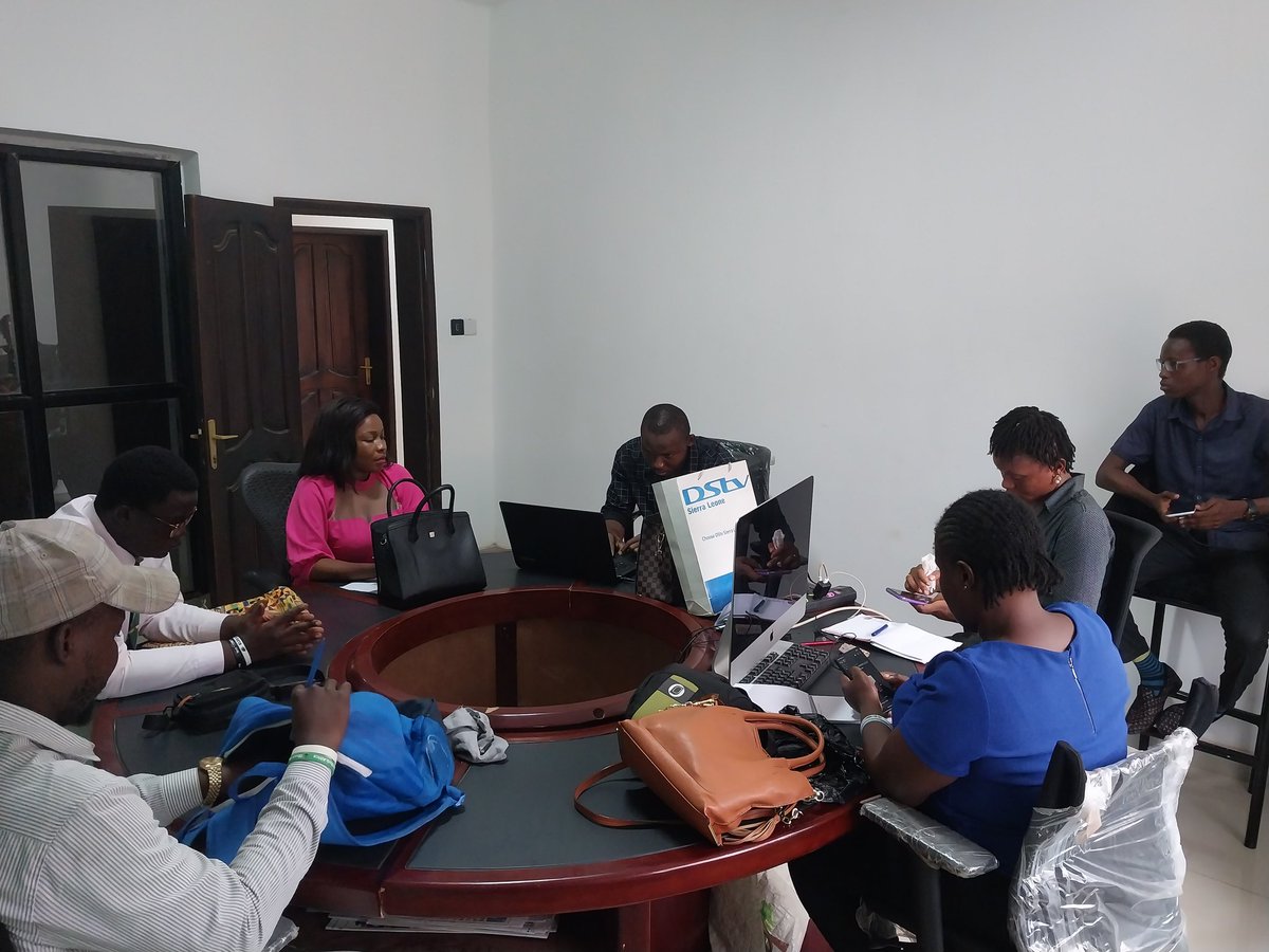 Today our newsroom staff went through a Fact Checking training done by one of the beneficiaries of the Fact Checking Masterclass.
Tnx to <a href="/Mrcgsl/">THE MEDIA REFORM COORDINATING GROUP (MRCG-SL)</a> <a href="/AfricaCheck/">Africa Check</a> and <a href="/NEDemocracy/">NEDemocracy</a>