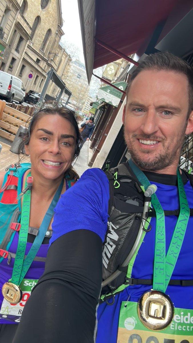 mackayclinic1's tweet image. Brilliant to get these pics from former patient Richard Hamilton after he ran the #ParisMarathon in sub-5-hours. Outstanding achievement as he had #achillesrupture #internalbrace surgery only 24 weeks ago.  👏 Hope you enjoyed the Merlot!