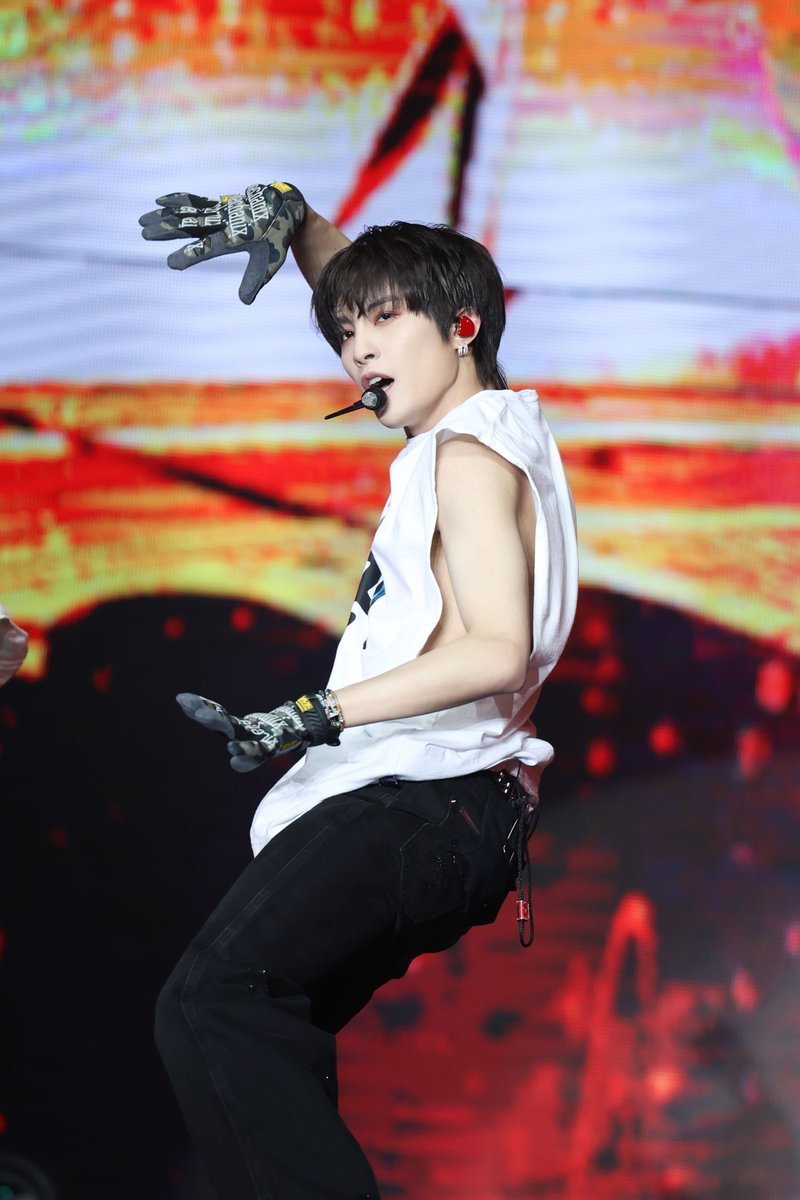 SMTrueThailand's tweet image. ❝ ทุกครั้งที่มาประเทศไทย WayZenNi ชาวไทยทุกคนน่ารักมาก ๆ ใจดีและส่งพลังดี ๆ มาให้พวกเรา พวกเราอยากจะขอบคุณทุกคนมาก ๆ  ไม่รู้ว่าจะพูดอะไรนอกจากคำว่า ขอบคุณครับ ❞

#YANGYANG #WayV #WeiShenV #威神V
#WayV_Phantom_in_BANGKOK
#WayV_FanmeetingTour