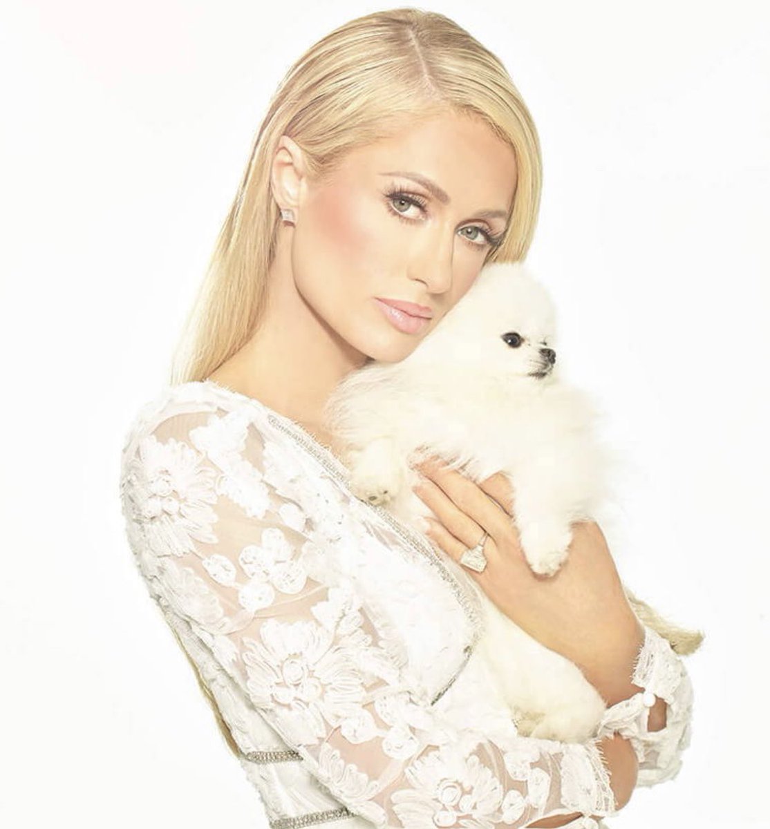 @ParisHilton 💫So Many💫 “I knew IT wasn’t true. I knew I was a HILTON” #mindset is EVERYTHING 💫🎶💫 so excited about your upcoming 💖🎵💖#hiltonfortheSLAY #ParisTheMemoir