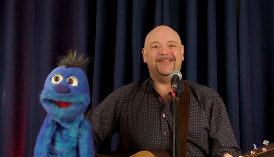 Plus, musical guest Arthur O’Brien of <a href="/TheNavigatorsNL/">Arthur O'Brien</a>!