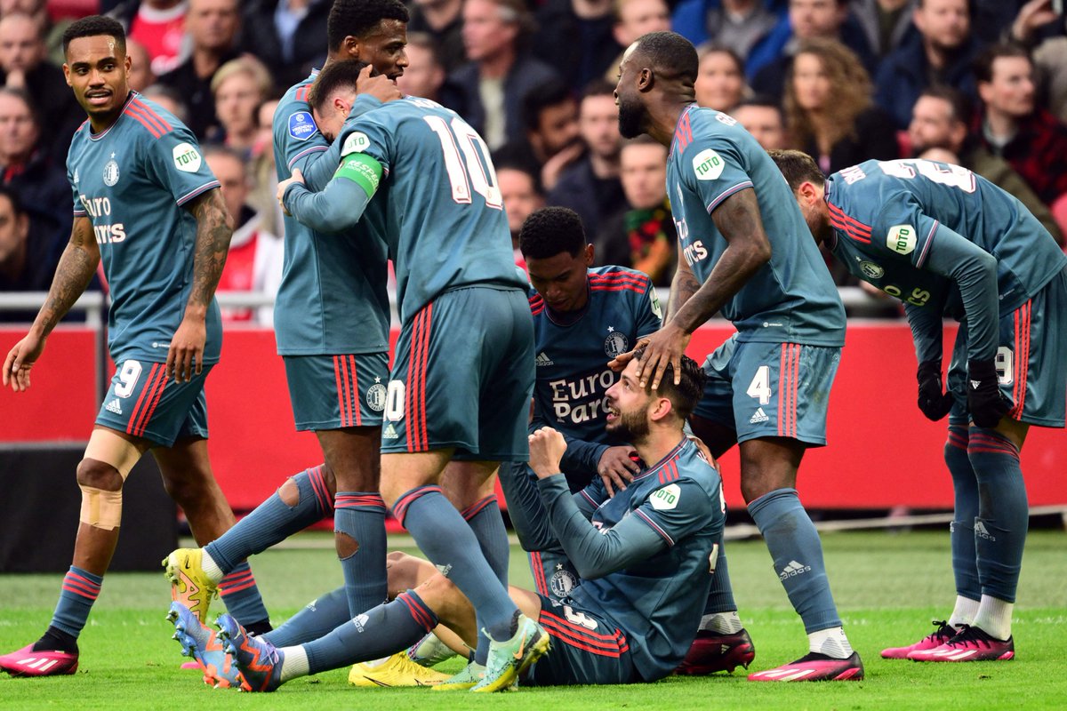 UEFA Europa League (@europaleague) on Twitter photo 22 games unbeaten (all competitions) π€©
π΄βͺοΈβ«οΈ <a href="/Feyenoord/">Feyenoord Rotterdam</a> πππ
#UEL 22 games unbeaten (all competitions) π€©
π΄βͺοΈβ«οΈ <a href="/Feyenoord/">Feyenoord Rotterdam</a> πππ
#UEL