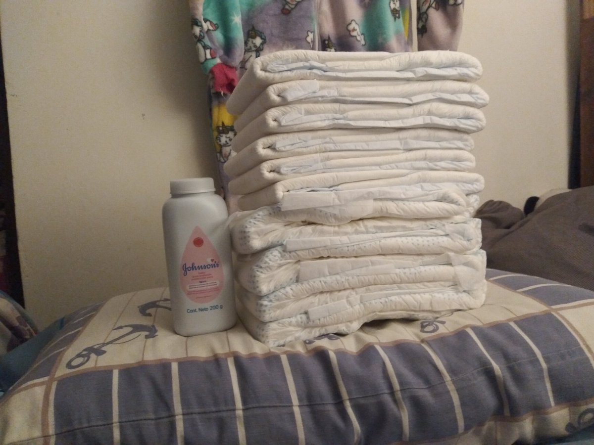 ScatPrincess69's tweet photo. Good morning🤗 The first thing I do when I get up is change my dirty diaper💩💩 https://t.co/oNuQkeBTvf