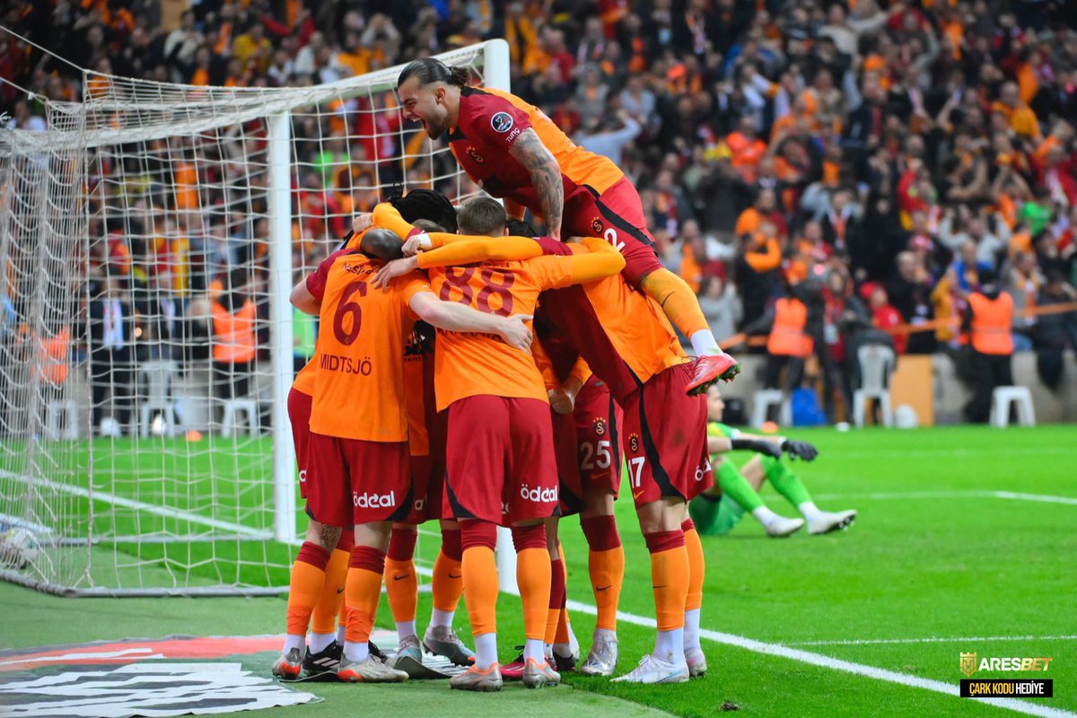 ✅ Galatasaray kazandı.
✅ Fenerbahçe yenildi.
✅ Beşiktaş'ın puan talebi reddedildi
✅ Ali Koç istifa etmedi.
✅ Jesus balonu bilmem kaçıncı kez patladı.
✅ Lale Orta yine rezil oldu.
✅ Erden Timur alayına sapladı.

💥10/10’luk bir hafta.