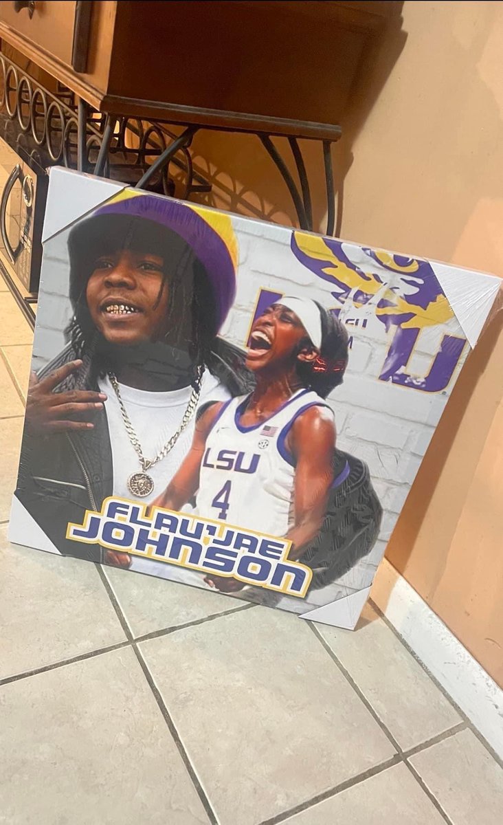 Marvin L James II (@sportsguymarv) on Twitter photo In 2003 the rapper Camoflauge out of Savannah was gunned down In front of a recording studio ..leaving behind his baby daughter <a href="/Flaujae/">Flaujae 4️⃣</a> who became the first rapper to receive a gold buzzer on americas got talent and later won a national college basketball championship with LSU. In 2003 the rapper Camoflauge out of Savannah was gunned down In front of a recording studio ..leaving behind his baby daughter <a href="/Flaujae/">Flaujae 4️⃣</a> who became the first rapper to receive a gold buzzer on americas got talent and later won a national college basketball championship with LSU.