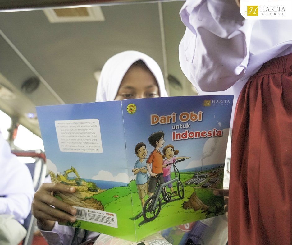 Kemarin kita baru saja merayakan "Hari Buku Anak Sedunia". Ini menjadi momentum memperkenalkan bacaan ke anak-anak sedini mungkin.

Yuk, kita bacakan atau sediakan buku-buku untuk anak atau adik kita di rumah. 

#HariBukuAnakSedunia
#HaritaMendongeng
#HaritaNickel
#PulauObi