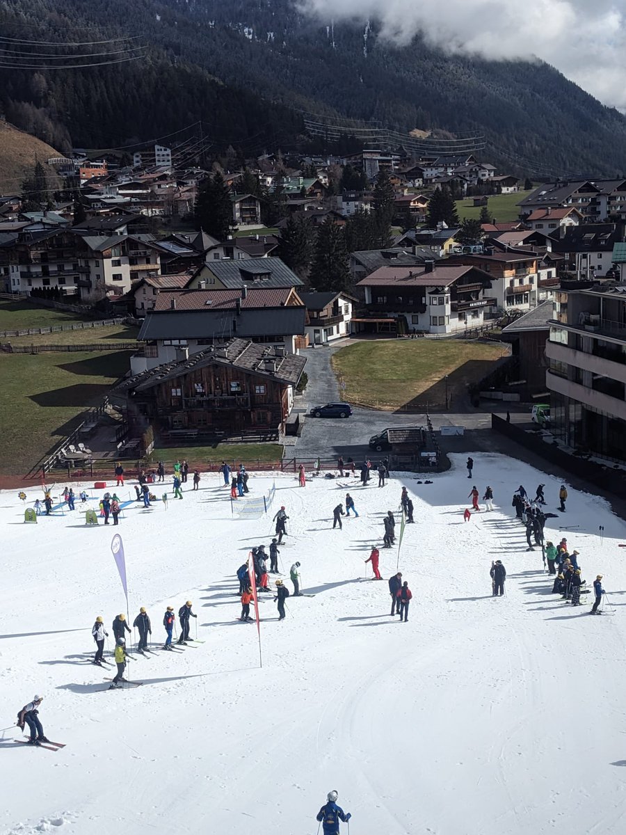 STACSSki23's tweet photo. Loving our morning on the slopes! Order of the day so far, lots of falling over 😂. Great progress made so far ⛷️ https://t.co/rzbkjp1c47