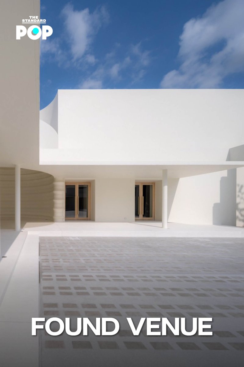 TheStandardPOP's tweet image. Found Venue คืออีกหนึ่งสถานที่ยอดฮิตที่หลายคนเลือกที่จะใช้พื้นที่จัดงาน ตั้งแต่งานแต่งงาน งานเลี้ยง งานสัมมนา ไปจนถึงงานถ่ายโฆษณา ด้วยพื้นที่ใหญ่ขนาดรวมกว่า 5 ไร่ในย่านเกษตร-นวมินทร์ จึงทำให้สถานที่แห่งนี้ตอบโจทย์การใช้งานในทุกโอกาส

facebook.com/thestandardpop…

#PRNEWS