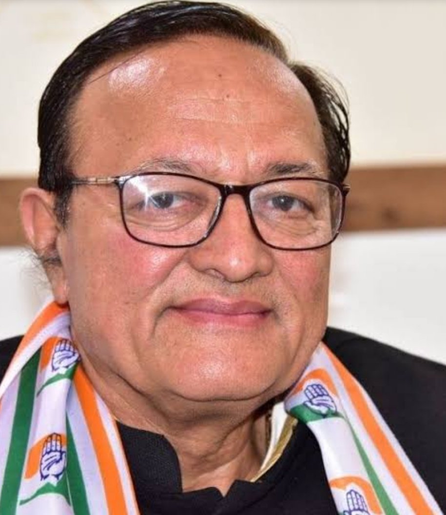 जिस #शिक्षामंत्री जी ने #कंप्यूटर_अनुदेशक भर्ती का हर कार्य प्राथमिकता के साथ किया उसका धन्यवाद न करें इतने अहसानफ़रामोश नहीं हम ll
धन्यवाद <a href="/DrBDKallaINC/">Dr. Bulaki Das Kalla</a>
#धन्यवाद_शिक्षामंत्री_कल्लाजी