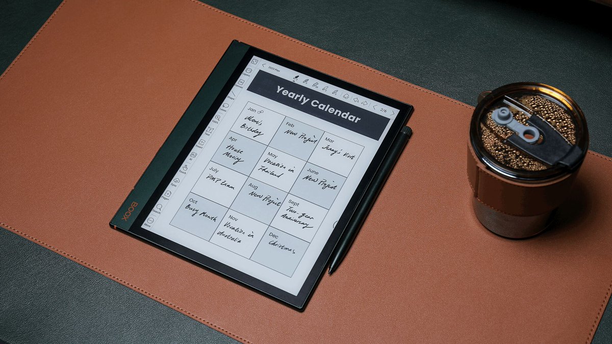 OnyxBoox's tweet photo. Boost your productivity and streamline your workflow with #BOOX eye-friendly work companions:

10.3 Inches: #NoteAir2Plus, #TabUltra, #NoteAir2
13.3 Inches: #TabX, #MaxLumi2

Learn more at https://t.co/H1ftQIFl84 https://t.co/5xRbLWWkqJ