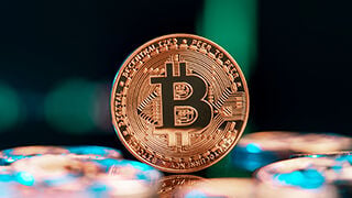 EstrategiasTv's tweet image. Bitcoin es el rey del primer trimestre en los mercados globales, ¿continuará la tendencia? ow.ly/l3Jc50Nyg00 #bitcoin #criptomonedas #criptodivisas