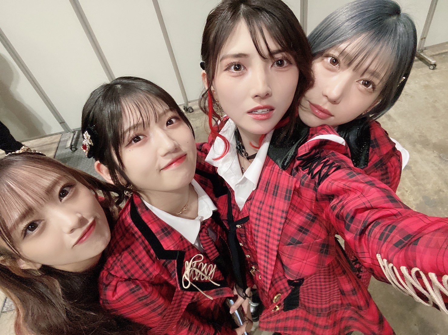 AKB48 村山彩希　向井地美音　2ショットアクスタ Amazon.co.jp: AKB48 村山彩希 向井地美音 生写真 久しぶりの
