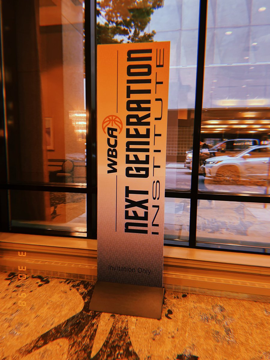 BRo32's tweet image. 𝐓𝐡𝐚𝐧𝐤 𝐲𝐨𝐮 to the @WBCA1981 for yet another amazing convention. 

For the opportunity to speak. 🫶🏽

For the opportunity to learn. 📝

For the opportunity to connect. 🤝🏾

The mentorship. The conversations. The friendships. The support. I am truly grateful. 

#WBCA23