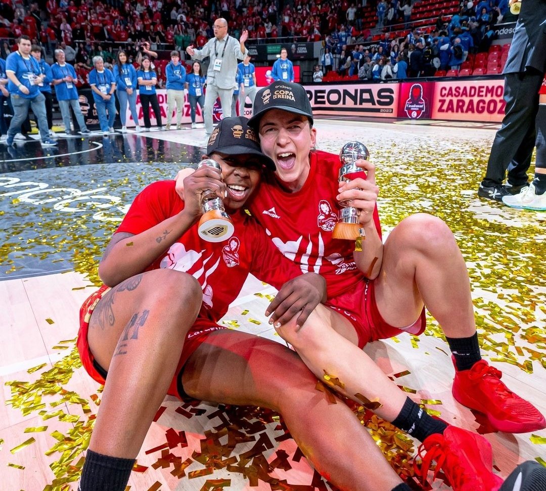 Maanuf96's tweet photo. 5️⃣♥️ Carmen Grande

En sus últimos partidos ha dado pasos de gigante y llegó a la Copa en como un auténtico cohete.

Su garra, sacrificio y dominio defensivo hicieron posible que el Casademont hiciera historia. https://t.co/qrb68DDuFB