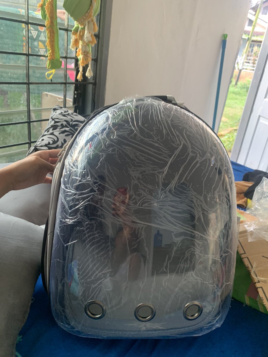 stupsagita's tweet image. yang nyari tas astronot buat kucingg 
kondisi masih baruu 
no minus
harga?bisa nego
dm aja
#taskucing
#kucing