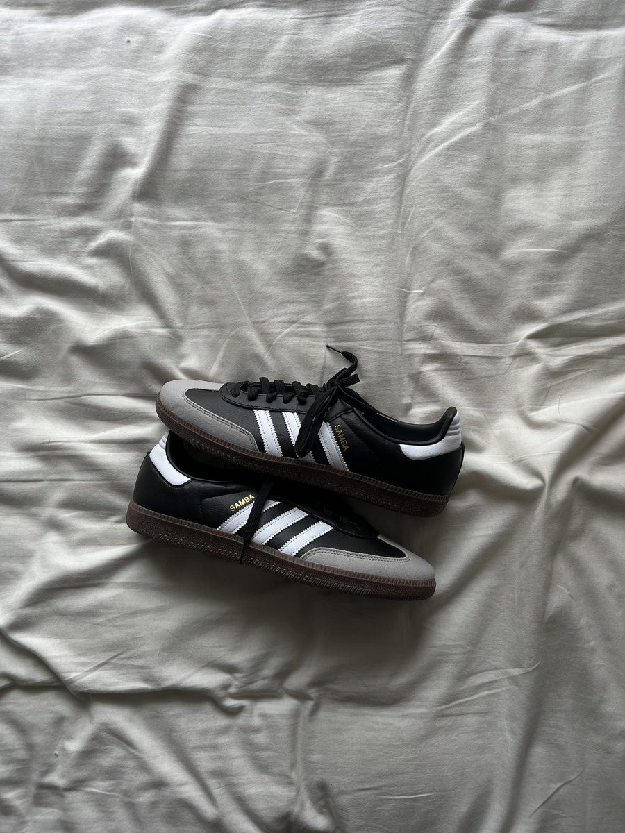 Watagashi_0616's tweet photo. adidas samba vegan
blackgum⚽️

#adidas #adidassamba
#sneakers #스니커즈 https://t.co/imLD9jn9nT